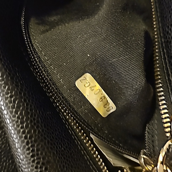Authentic chanel bag - Picture 5 of 5
